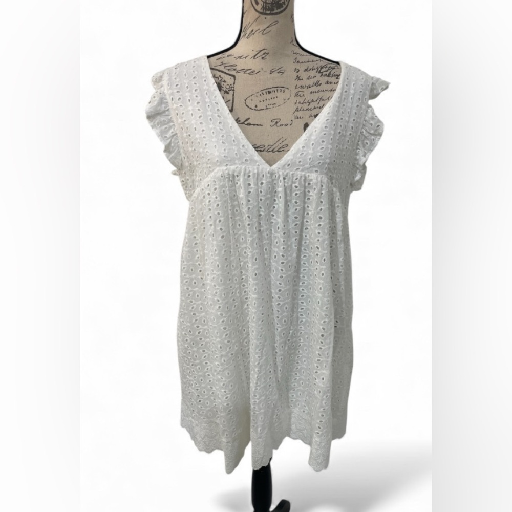 Sugar + Lips White Eyelet Mini Dress w/ Built-In Shorts Size Large